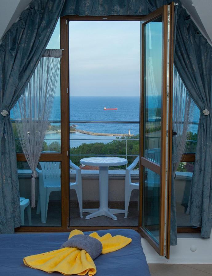 Black Sea Narcissus - Quiet Studio With Amazing Sea View 바르나 외부 사진